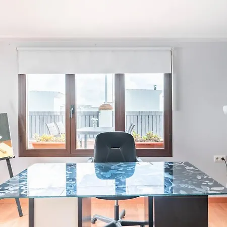 Duplex In Con Terraza شقة